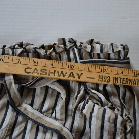 Striped Pants  with Tie up Waist - Picture 5 of 9